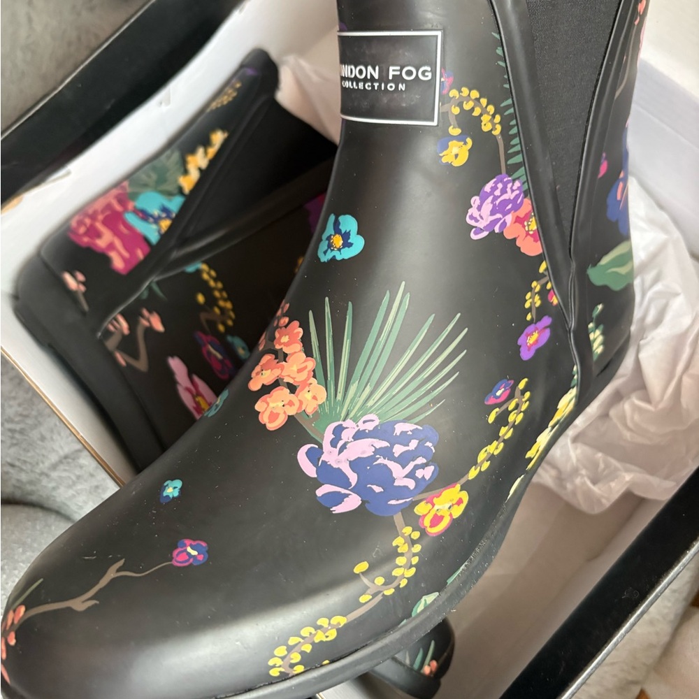 London Fog Black Floral Ankle Rain Boots